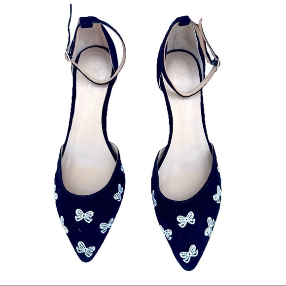 Anthropologie Black Velvet Embroidered Bow Kitten Heels Pumps Coquette Sz 9 - Picture 3 of 8